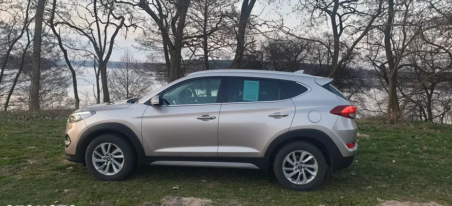 barczewo Hyundai Tucson cena 62000 przebieg: 251000, rok produkcji 2017 z Barczewo